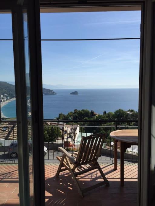 Casa Limoneto Appartement Noli Buitenkant foto